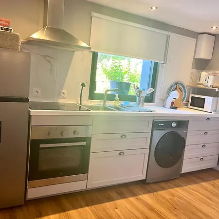 Joli T2 3* 40 M2 Avec Parking Et Terrasse 아파트 엑스레뱅